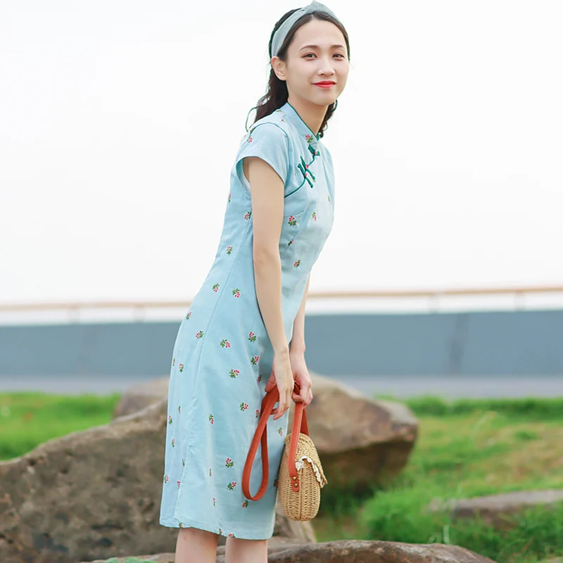 Summer dress women Vintage Chinese Embroidery Qipao Cotton Linen dress vestidos femme casual Party dresses
Summer dress women Vintage Chinese Embroidery Qipao Cotton Linen dress vestidos femme casual Party dresses
