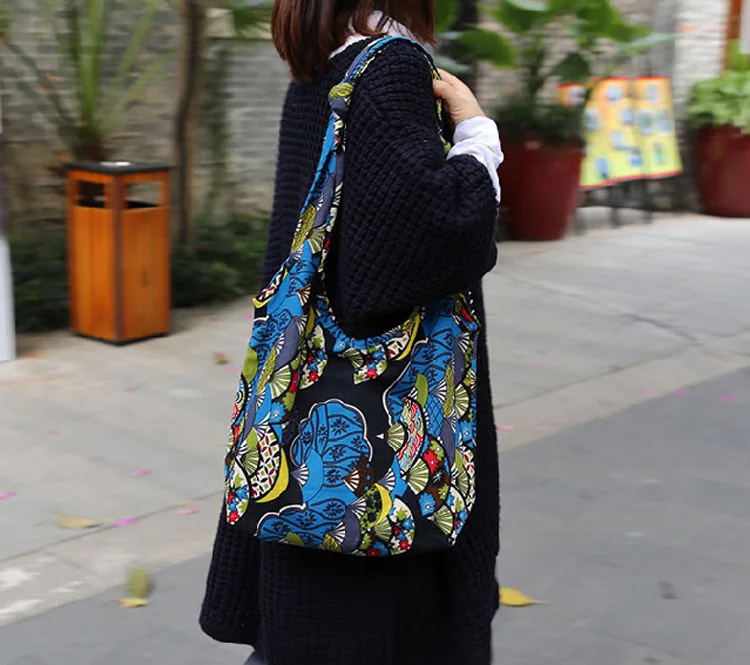 Large Hobos Shoulder Bag Handbag Purse Women Girl High Quality Ethnic Floral Cotton Canvas Bohemian Jew Hippie Bags Free Ship
Large Hobos Shoulder Bag Handbag Purse Women Girl High Quality Ethnic Floral Cotton Canvas Bohemian Jew Hippie Bags Free Ship