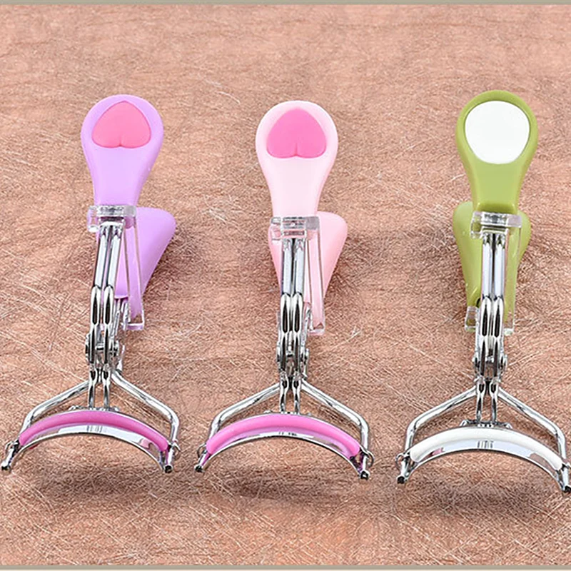 1 PC New Fashion Pro Handle Eye Curling Eyelashes Eye Lashes Curler Clip Beauty Makeup Tool Color in Random
1 PC New Fashion Pro Handle Eye Curling Eyelashes Eye Lashes Curler Clip Beauty Makeup Tool Color in Random