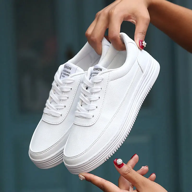 Men Skateboarding Shoes Big Size 47 leather Sport Sneakers Outdoor Athletic Shoes Man Or Women Unisex White color Shoes Lace up
Men Skateboarding Shoes Big Size 47 leather Sport Sneakers Outdoor Athletic Shoes Man Or Women Unisex White color Shoes Lace up