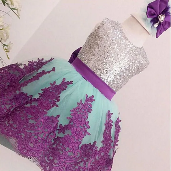 Puffy Princess short blue girl prom dress with purple lace bow and silver sequins baby 1 year birthday party graduation outfit
Puffy Princess short blue girl prom dress with purple lace bow and silver sequins baby 1 year birthday party graduation outfit