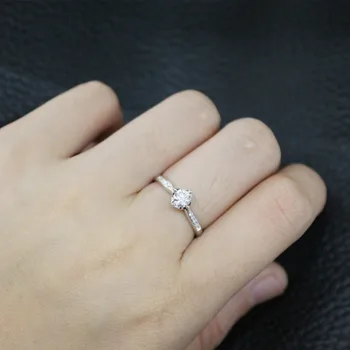 LASAMERO 0.305CT FG/SI Round Cut Love Romance Natural Diamond Ring For Women 18k White Gold Certified Engagement Wedding Ring
LASAMERO 0.305CT FG/SI Round Cut Love Romance Natural Diamond Ring For Women 18k White Gold Certified Engagement Wedding Ring