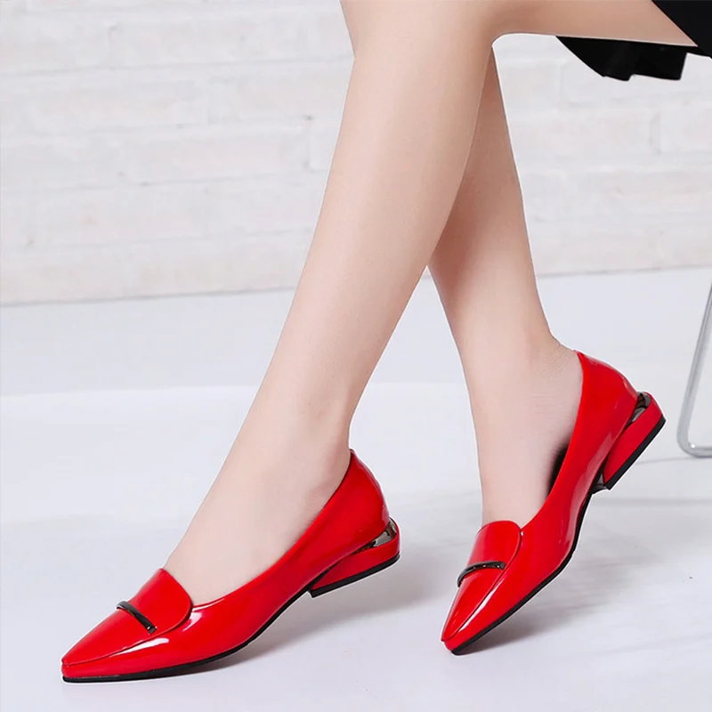 Women Patent Leather Flat Shoes Elegant Pointed Toe Single Shoes Fashion Shallow Ladies Shoes Slip On Ballet Office Shoes 2019
Women Patent Leather Flat Shoes Elegant Pointed Toe Single Shoes Fashion Shallow Ladies Shoes Slip On Ballet Office Shoes 2019