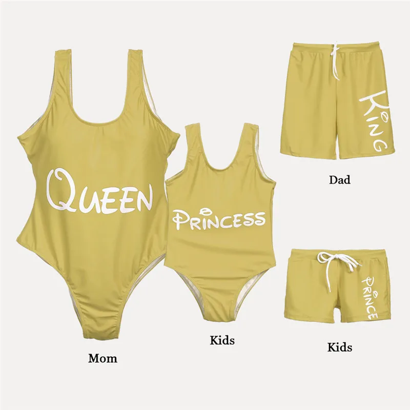 Family Matching Swimwear Mom Daughter Bikini Jumpsuit Dad Son Trunk Shorts Beachwear 2019 Summer Parent -Child Clothes
Family Matching Swimwear Mom Daughter Bikini Jumpsuit Dad Son Trunk Shorts Beachwear 2019 Summer Parent -Child Clothes