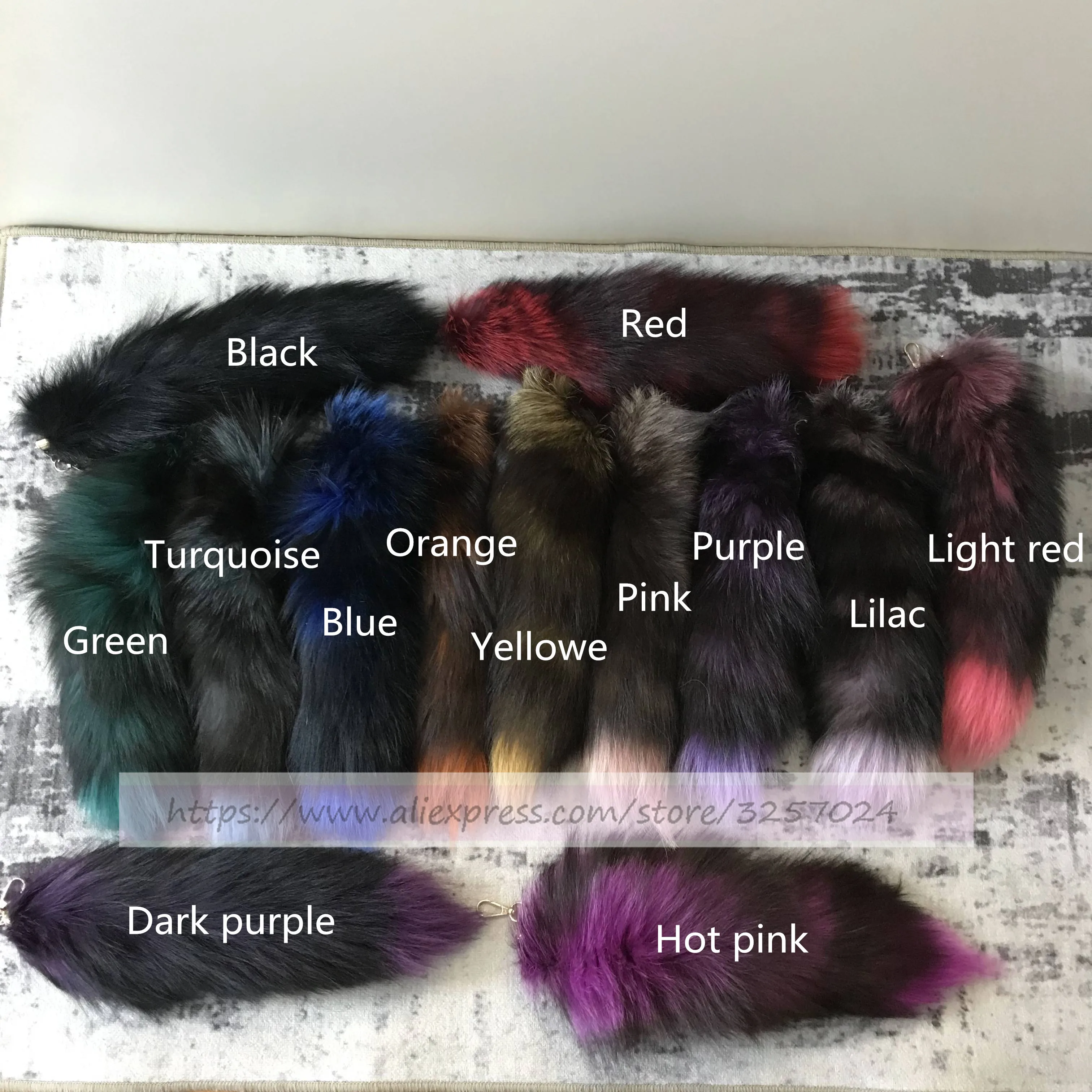Magicfur - 1PCS 40cm Colored Real Silver Fox Fur Tail Keyring Bag Charm Keychain Cosplay Tassle pendant Accessories
Magicfur - 1PCS 40cm Colored Real Silver Fox Fur Tail Keyring Bag Charm Keychain Cosplay Tassle pendant Accessories