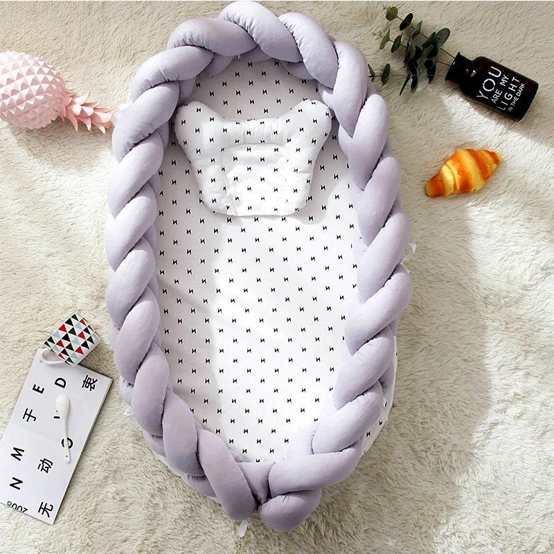 Cotton woven folding portable crib bed bionic removable and washable manual fence three-dimensional protective crib
Cotton woven folding portable crib bed bionic removable and washable manual fence three-dimensional protective crib