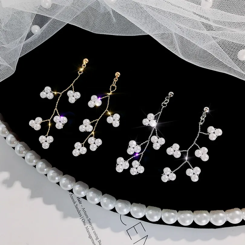 Korean Fashion Jewelry Pearl Earrings Temperament Super Fairy Net Red Light Luxury Earrings Bohemian Female Long Earrings
Korean Fashion Jewelry Pearl Earrings Temperament Super Fairy Net Red Light Luxury Earrings Bohemian Female Long Earrings