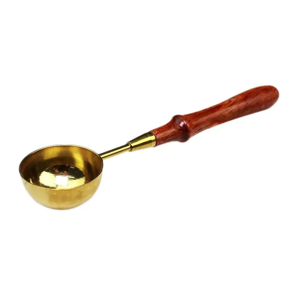 High-grade Gold-plated Stainless Steel Spoon Paint Scoop Sealing Wax Special For Seal With A Rosewood Handle
High-grade Gold-plated Stainless Steel Spoon Paint Scoop Sealing Wax Special For Seal With A Rosewood Handle