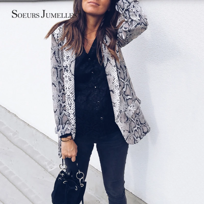 Suits Women 2019 New Fashion Blazers Snake Print Casual Autumn Winter Long Sleeve Coat Women's Leopard Jacket 100232
Suits Women 2019 New Fashion Blazers Snake Print Casual Autumn Winter Long Sleeve Coat Women's Leopard Jacket 100232