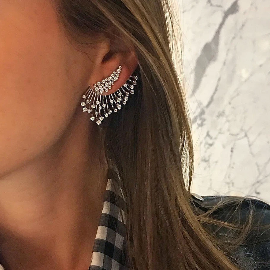 HOT Luxury Design Full Rhinestone Crystal Single Stud Earrings For Women Punk Star Angel Wing Ear Piercing Jewelry
HOT Luxury Design Full Rhinestone Crystal Single Stud Earrings For Women Punk Star Angel Wing Ear Piercing Jewelry