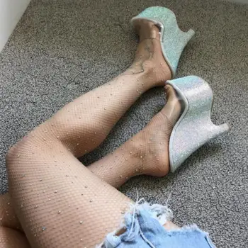 2018 Sexy Diamond Womens Fishnet Tights Mesh Pantyhose Rhinestone Nylons Lady Stockings Shiny Pantyhose Hosiery Fish Net gift
2018 Sexy Diamond Womens Fishnet Tights Mesh Pantyhose Rhinestone Nylons Lady Stockings Shiny Pantyhose Hosiery Fish Net gift