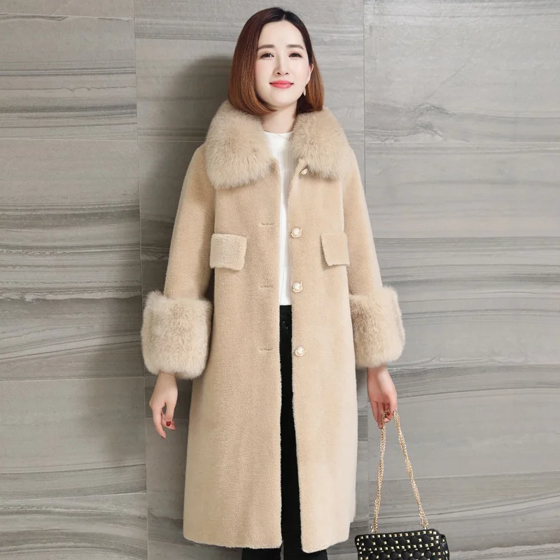 2018 new fashion thick warm women natural sheep fur coat with real fox fur collar slim plus size winter real fur long outwear
2018 new fashion thick warm women natural sheep fur coat with real fox fur collar slim plus size winter real fur long outwear