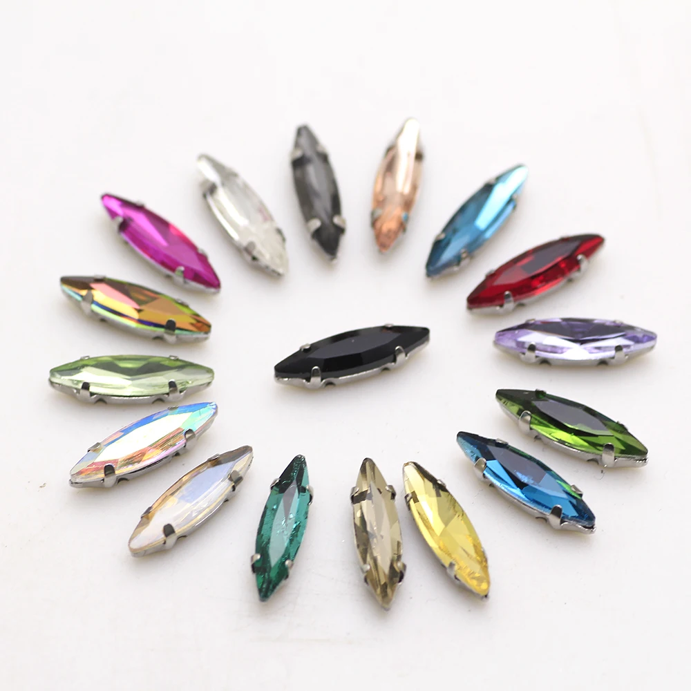 50pcs 4x15mm mix color horse eye Sew On Rhinestone With metal Claw Setting Silver Back Fancy Stone With Holes DIY clothing
50pcs 4x15mm mix color horse eye Sew On Rhinestone With metal Claw Setting Silver Back Fancy Stone With Holes DIY clothing