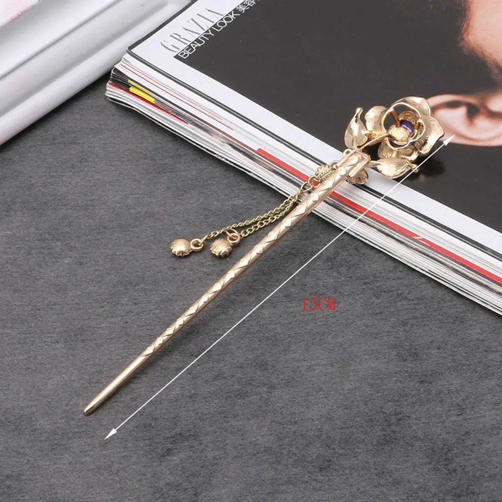 New Arrival Fashion Women Lady Fashion Handmade Metal Rhinestone Hair Stick Hair Chopsticks Hairpin Costume Party Wedding Bridal
New Arrival Fashion Women Lady Fashion Handmade Metal Rhinestone Hair Stick Hair Chopsticks Hairpin Costume Party Wedding Bridal