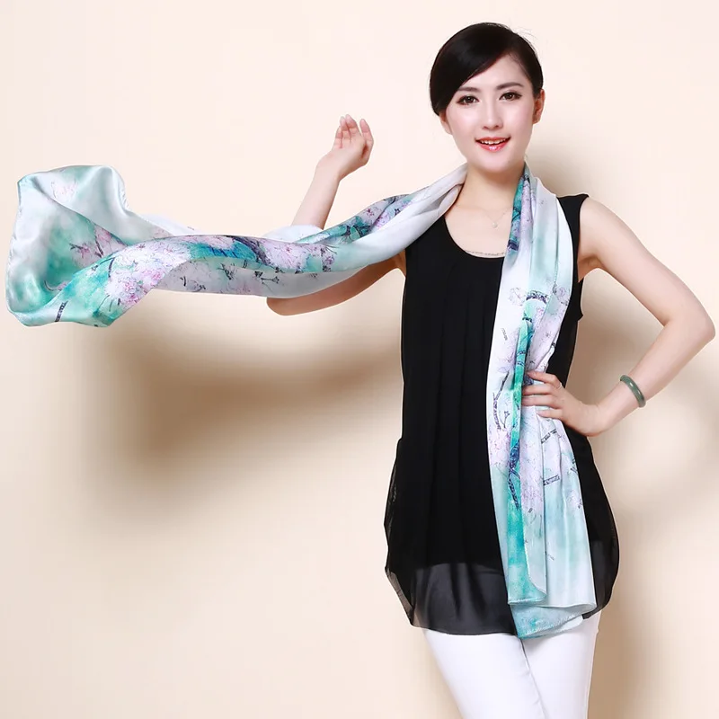 2017 boutique digital printing 100% pure silk screen flower long scarf shawl scarves made of super sunscreen
2017 boutique digital printing 100% pure silk screen flower long scarf shawl scarves made of super sunscreen