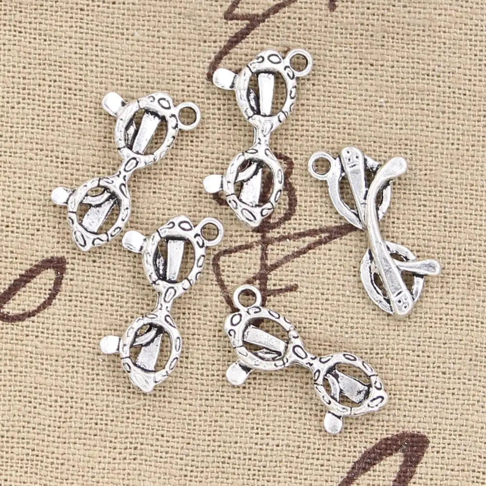 25pcs Charms sunglasses glasses 21x10mm Antique Silver Plated Pendants Making DIY Handmade Tibetan Silver Jewelry
25pcs Charms sunglasses glasses 21x10mm Antique Silver Plated Pendants Making DIY Handmade Tibetan Silver Jewelry
