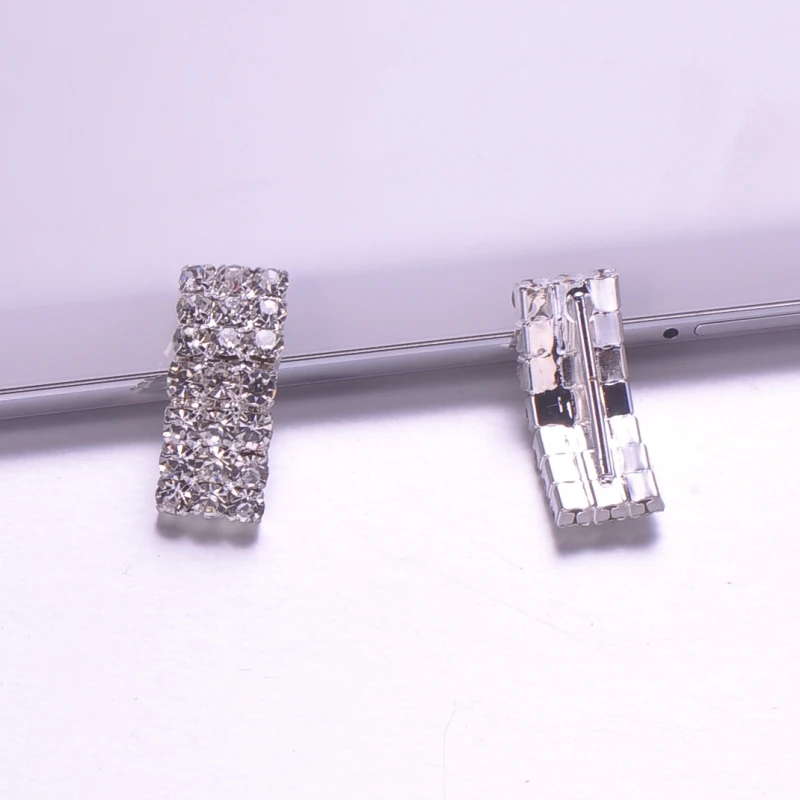 (J0242) 100pcs/lot, 15mm inner bar rhinestone buckle for wedding,silver or light gold or gold plating
(J0242) 100pcs/lot, 15mm inner bar rhinestone buckle for wedding,silver or light gold or gold plating