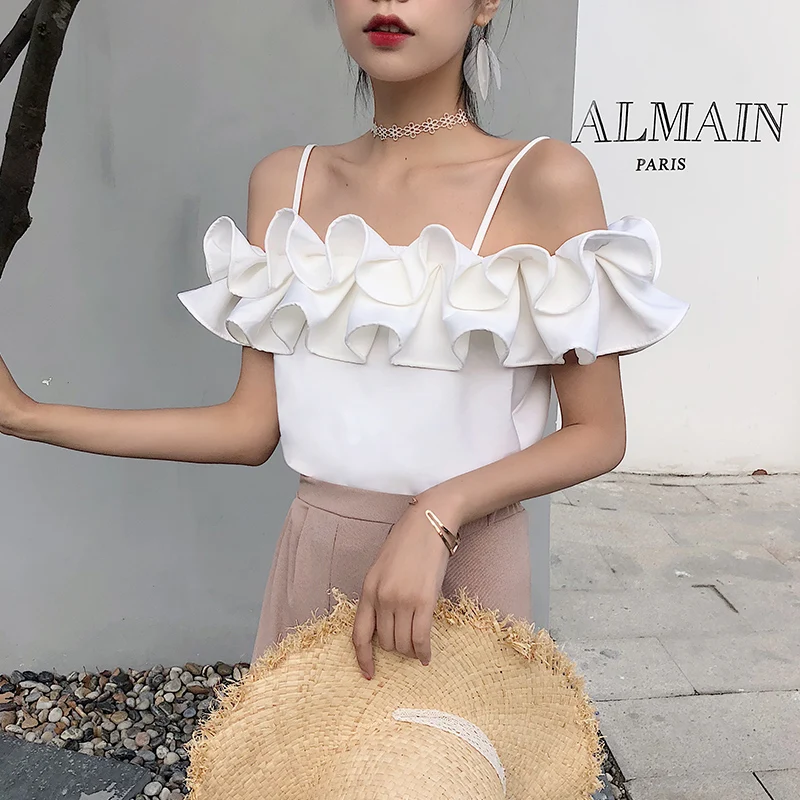 spaghetti strap new fashion brand T Shirts women summer camiseta feminina ladies tops sweet ruffles slash neck tees white black
spaghetti strap new fashion brand T Shirts women summer camiseta feminina ladies tops sweet ruffles slash neck tees white black