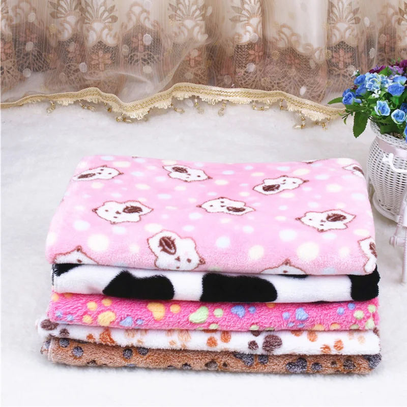 Small Size Cat Dog Cushion Cartoon Printing Dog Blanket Soft Kitten Puppy Bed Mat Coral Fleece Warm Pet Quilt Cheap Pet Supplies
Small Size Cat Dog Cushion Cartoon Printing Dog Blanket Soft Kitten Puppy Bed Mat Coral Fleece Warm Pet Quilt Cheap Pet Supplies