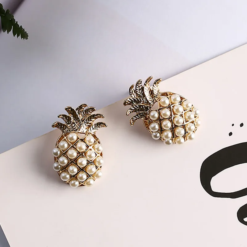 Vintage Pineapple Imitation Pearls Stud Earrings Elegant Fruits Pearl Handmade Earrings for Women Ear Rings Party Jewelry
Vintage Pineapple Imitation Pearls Stud Earrings Elegant Fruits Pearl Handmade Earrings for Women Ear Rings Party Jewelry