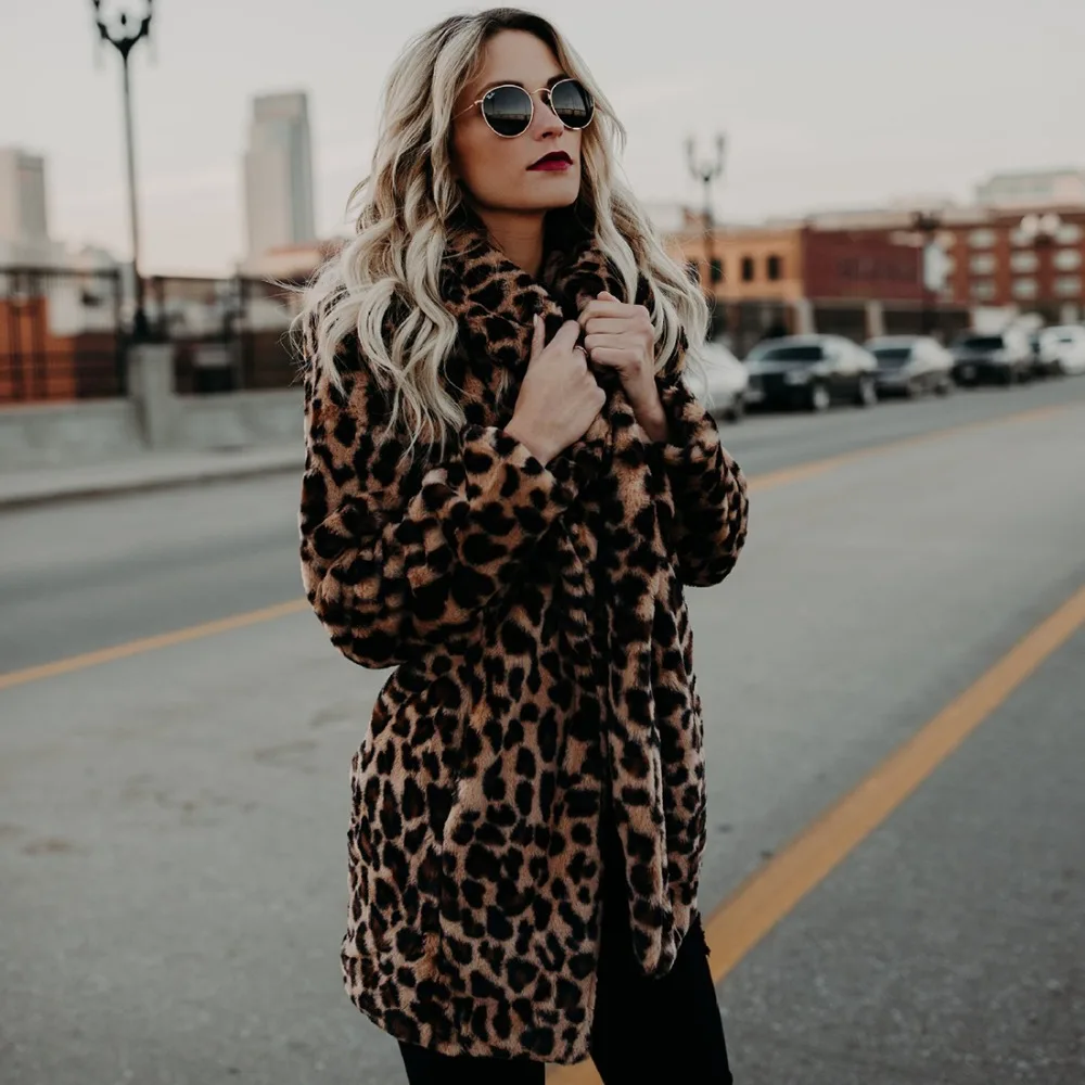 2018 High quality Luxury Leopard Faux Fur coat for Women Coat Winter Warm Fashion artificial Rabbit fur Women's Outwear Jacket
2018 High quality Luxury Leopard Faux Fur coat for Women Coat Winter Warm Fashion artificial Rabbit fur Women's Outwear Jacket