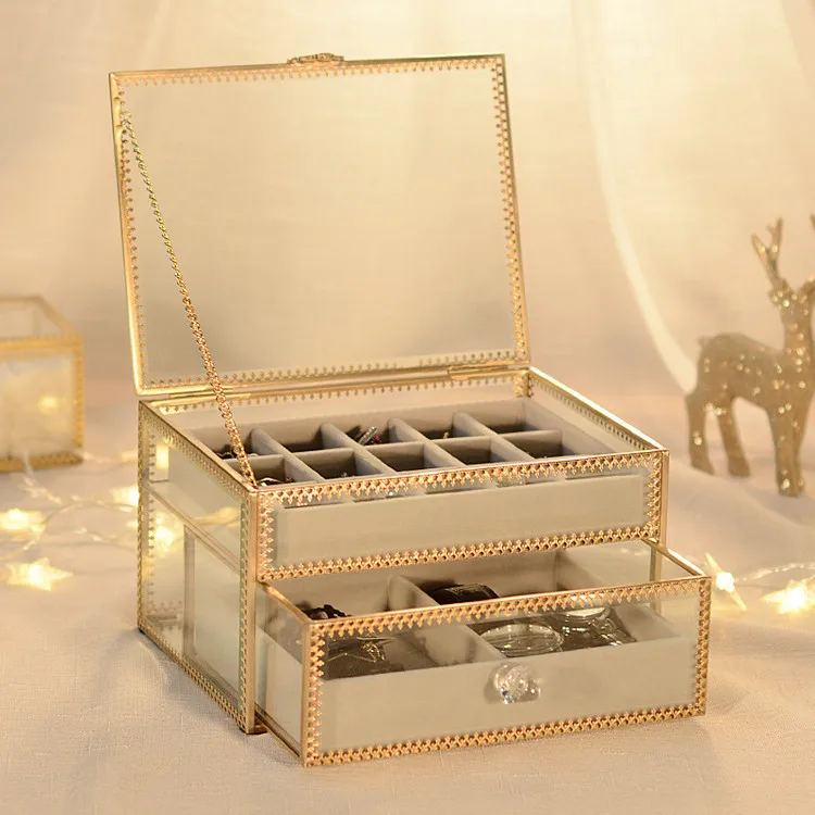 Vintage Copper decoration Glass jewelry box Jewelry Watch Finishing box Double Necklace Storage Rack Desktop storage box
Vintage Copper decoration Glass jewelry box Jewelry Watch Finishing box Double Necklace Storage Rack Desktop storage box