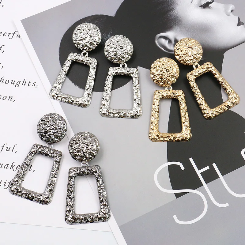 Punk Alloy Earrings For Women Square Statement Dangles Drop Earring Trendy Gold Gun Black Party Earrings Summer Jewelry 2019
Punk Alloy Earrings For Women Square Statement Dangles Drop Earring Trendy Gold Gun Black Party Earrings Summer Jewelry 2019