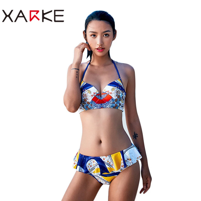 XARKE Sexy bikini women swimsuit 2018 beach bikini set backless push up pad bra spaghetti straps bikini four-piece suit swimwear
XARKE Sexy bikini women swimsuit 2018 beach bikini set backless push up pad bra spaghetti straps bikini four-piece suit swimwear