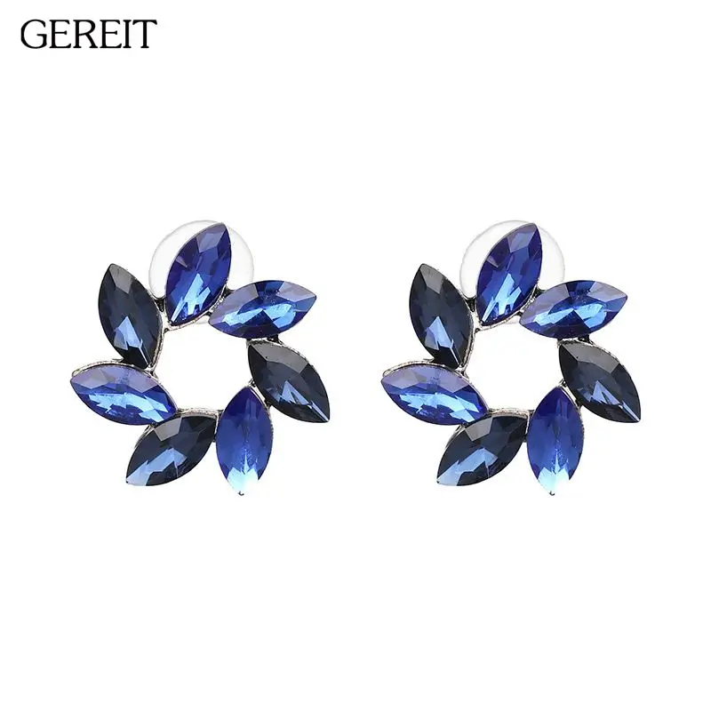 2018 Hot Sale Simple Hollow Blue Crystal Flower Stud Earrings For Women Ladies Korean Charm Small Earrings Jewelry Accessories
2018 Hot Sale Simple Hollow Blue Crystal Flower Stud Earrings For Women Ladies Korean Charm Small Earrings Jewelry Accessories