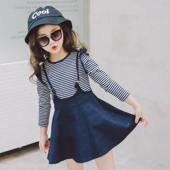 Retails Brand Autumn Children Clothing Set Striped Petal Long Sleeve T Shirt Braces Denim Tutu Skirt Suits for Girl Kids Clothes 
Retails Brand Autumn Children Clothing Set Striped Petal Long Sleeve T Shirt Braces Denim Tutu Skirt Suits for Girl Kids Clothes