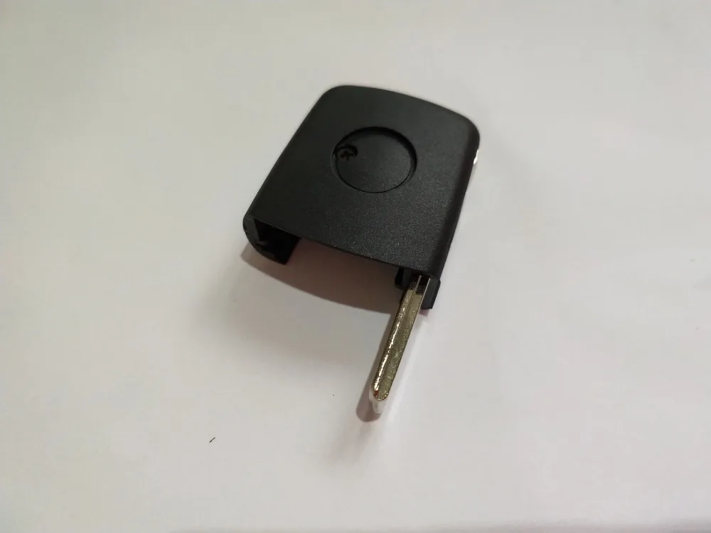 VW 3+panic remote key shell (17)