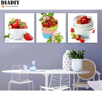 5pc Full Square&round drill 5D DIY Diamond embroidery Strawberry Diamond Painting Cross Stitch Rhinestone Mosaic decor gift
5pc Full Square&round drill 5D DIY Diamond embroidery Strawberry Diamond Painting Cross Stitch Rhinestone Mosaic decor gift