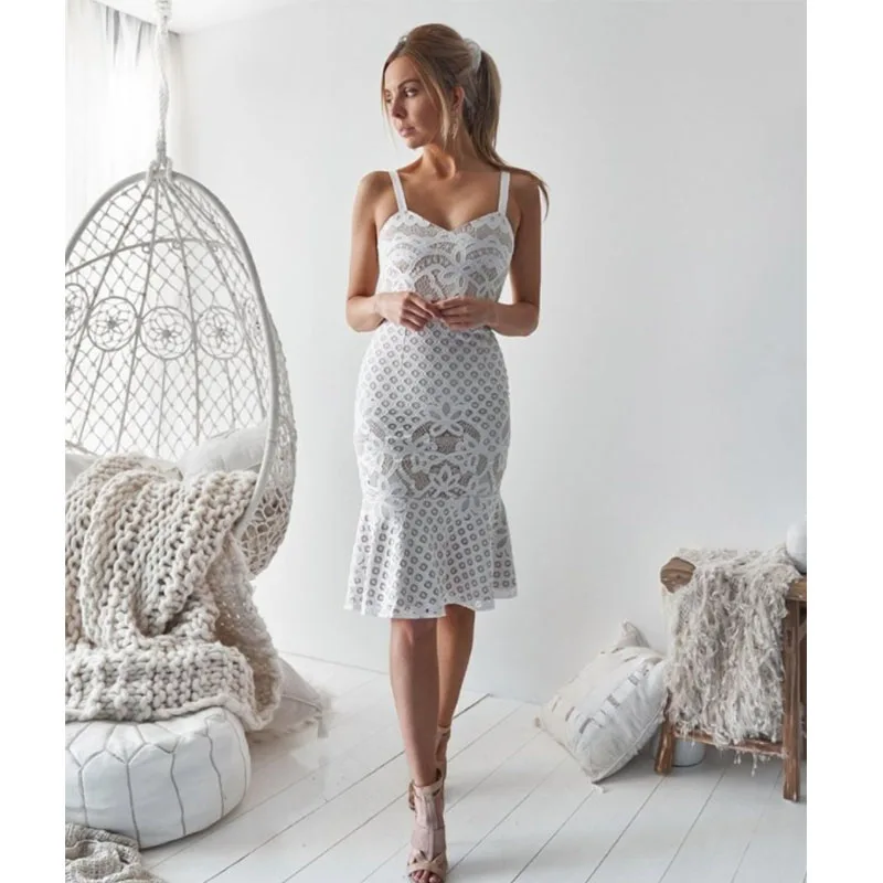 Women Dresses Elegant For Party Slip Dress Hollow Out Lace Fishtail Dress Plus Size Dinner Dresses For Women Vestido Renda Frock
Women Dresses Elegant For Party Slip Dress Hollow Out Lace Fishtail Dress Plus Size Dinner Dresses For Women Vestido Renda Frock