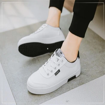 Men Shoes 2019 New Fashion Casual Students White Board Shoes Men Trend Of Breathable Canvas Shoes Sneakers Zapatos Hombre
Men Shoes 2019 New Fashion Casual Students White Board Shoes Men Trend Of Breathable Canvas Shoes Sneakers Zapatos Hombre