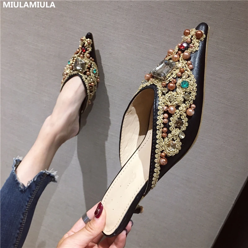 MIULAMIULA Brand Designers 2019 Autumn Luxury Bling Crystal Kitten Heels Ladies Pumps High Quality Slip On Rivet Loafers Party
MIULAMIULA Brand Designers 2019 Autumn Luxury Bling Crystal Kitten Heels Ladies Pumps High Quality Slip On Rivet Loafers Party