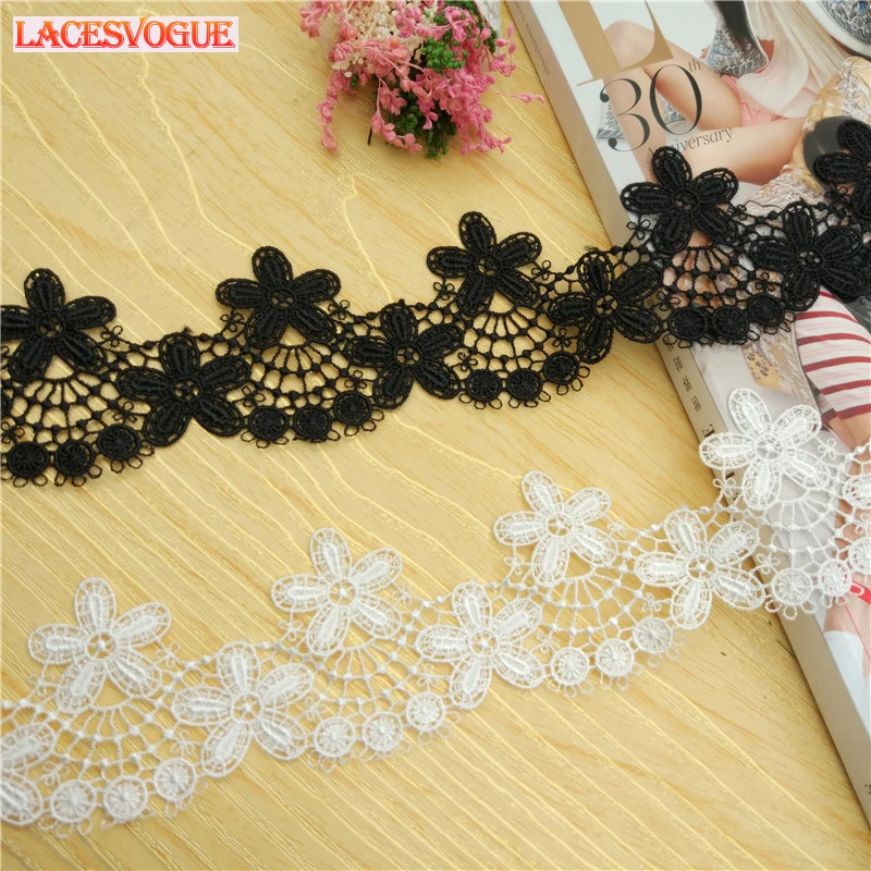 5yards(19y)/lot 6cm White Water soluble lace ribbon Embroidered Lace trims Patchwork lace material Sewing craft Applique LAV331
5yards(19y)/lot 6cm White Water soluble lace ribbon Embroidered Lace trims Patchwork lace material Sewing craft Applique LAV331