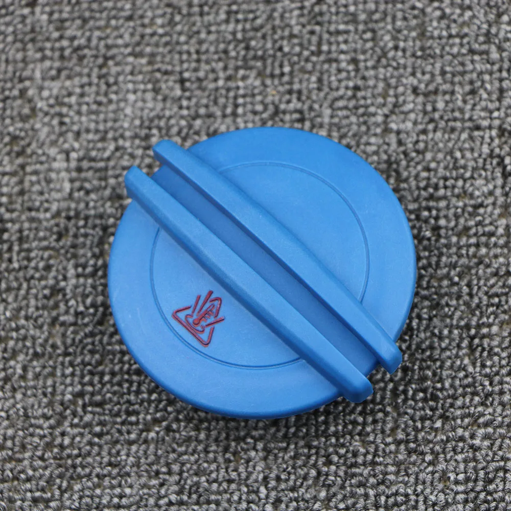 3B0121321 Engine Coolant Recovery Tank Cap Cover Lid For VW Beetle Caddy CC EOS Golf For AUDI A3 A4 A6 TT Octavia Rapid Altea
3B0121321 Engine Coolant Recovery Tank Cap Cover Lid For VW Beetle Caddy CC EOS Golf For AUDI A3 A4 A6 TT Octavia Rapid Altea