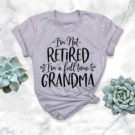 I'm Not Retired I'm A Full Time Grandma T-Shirt Tumblr Letter Printed Tee Aesthetic Popular Grandma tee Vintage t shirt gray top
I'm Not Retired I'm A Full Time Grandma T-Shirt Tumblr Letter Printed Tee Aesthetic Popular Grandma tee Vintage t shirt gray top