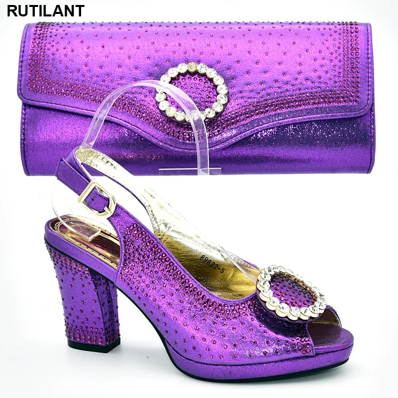 Latest Women Shoes and Bag Set In Italy Italian Shoe and Bag Set for Party In Women Nigerian Women Pumps Diamonds White Pumps
Latest Women Shoes and Bag Set In Italy Italian Shoe and Bag Set for Party In Women Nigerian Women Pumps Diamonds White Pumps