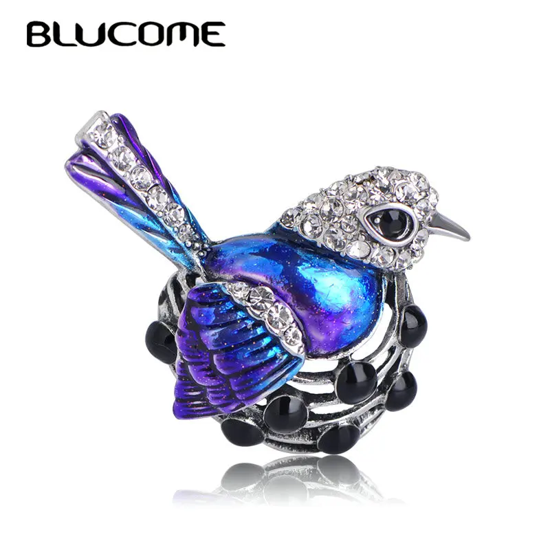 Blucome Fashion Bird Hen Laying Eggs Shape Brooch Full Crystals Blue Enamel Brooches Women Kids Shirt Coat Clips Clothes Jewelry
Blucome Fashion Bird Hen Laying Eggs Shape Brooch Full Crystals Blue Enamel Brooches Women Kids Shirt Coat Clips Clothes Jewelry