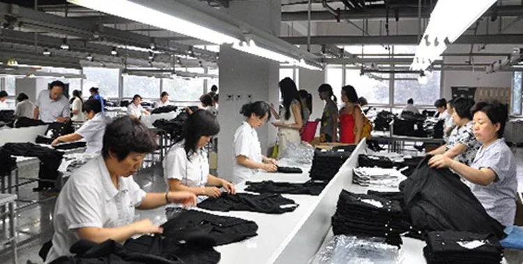 3129419356_956443010