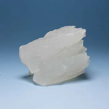 Beautifully natural white calcite specimens Iceland spar mine boutique label ornamental stone mineral crystals
Beautifully natural white calcite specimens Iceland spar mine boutique label ornamental stone mineral crystals