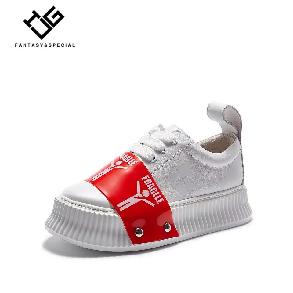 IGU Flat Shoes Women Real Leather 2019 New Arrival Summer White Low Top Fashion Casual Thick Sole Platform Sneaker Shoes Women
IGU Flat Shoes Women Real Leather 2019 New Arrival Summer White Low Top Fashion Casual Thick Sole Platform Sneaker Shoes Women