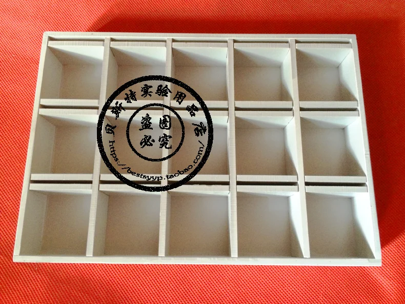 The medicine tray is provided with a square hole, a clamping groove, a plastic medicine delivering plate, an oral medicine plate
The medicine tray is provided with a square hole, a clamping groove, a plastic medicine delivering plate, an oral medicine plate