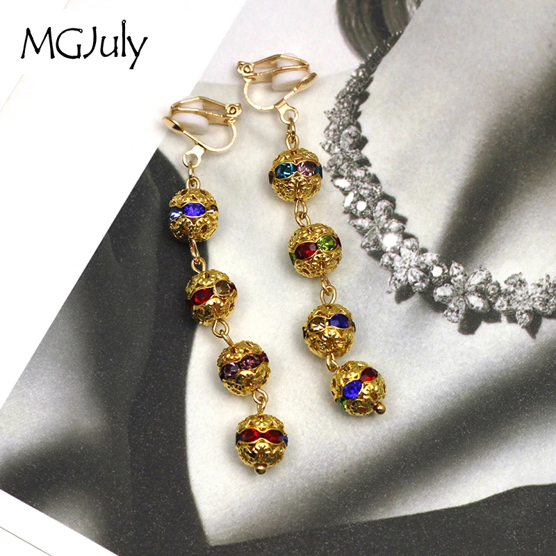 Hollow Ball Clip Earrings Without Piercing Rhinestone Gold color Ball Earring Non Pierced Ear Clips Women Earring CE317
Hollow Ball Clip Earrings Without Piercing Rhinestone Gold color Ball Earring Non Pierced Ear Clips Women Earring CE317
