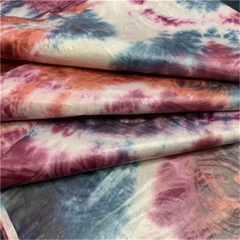 Tie dyeing bronzing fabric 2019 high quality lace cotton tissu african women bazin riche fabric jacquard brocade lace 5yards/lot
Tie dyeing bronzing fabric 2019 high quality lace cotton tissu african women bazin riche fabric jacquard brocade lace 5yards/lot