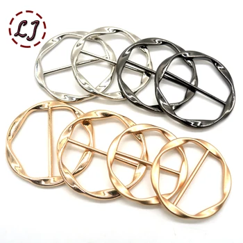 New 2pcs/lot 35MM 40MM Belt Buckles round metal buckle for wind coat bag garment decoration crafts DIY sewing accessories
New 2pcs/lot 35MM 40MM Belt Buckles round metal buckle for wind coat bag garment decoration crafts DIY sewing accessories