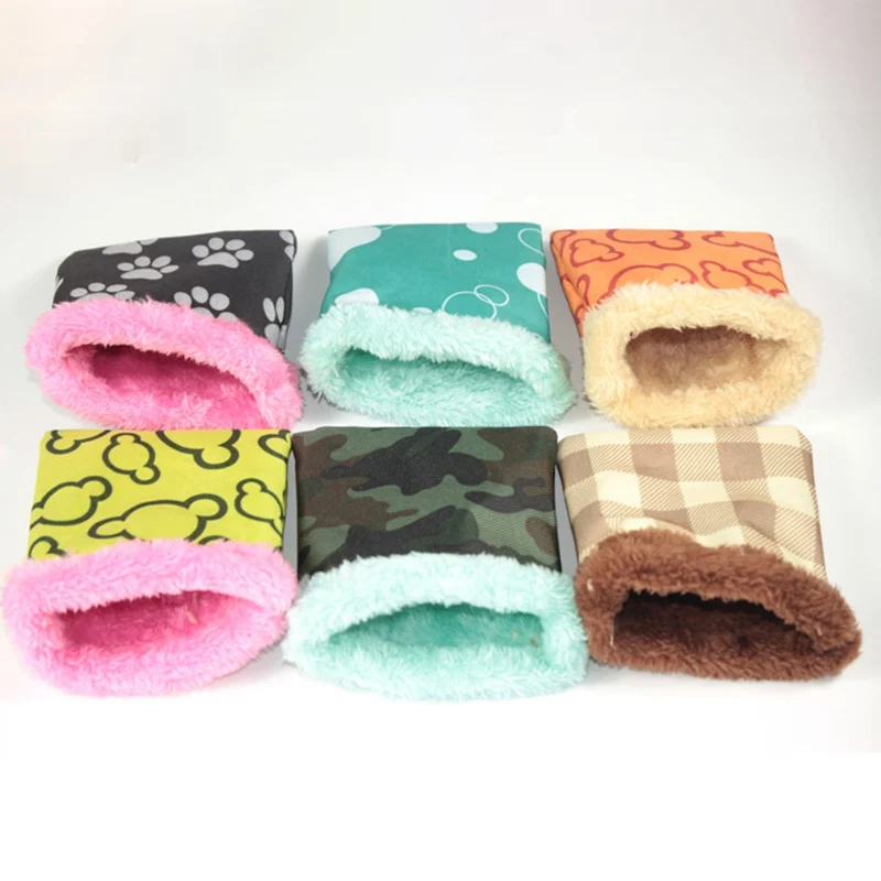 Warm Winter Pet Hamster Cage Comfortable Hamster Guinea Pig Sleeping Bag Soft Small Pet Supplies Y
Warm Winter Pet Hamster Cage Comfortable Hamster Guinea Pig Sleeping Bag Soft Small Pet Supplies Y