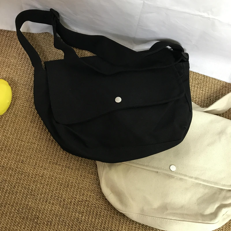 Youda Simple Literary Retro Canvas Shoulder Bags Large Capacity Student Couple Solid Color Diagonal Package
Youda Simple Literary Retro Canvas Shoulder Bags Large Capacity Student Couple Solid Color Diagonal Package