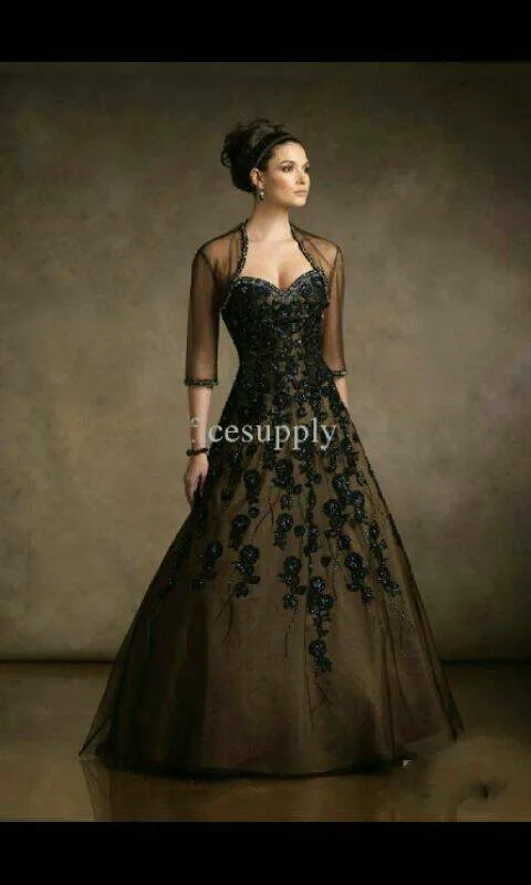Elegant Black Appliques With Sequins Sweetheart With Half Sleeves Jacket A line Formal Mother of Bridal Dress
Elegant Black Appliques With Sequins Sweetheart With Half Sleeves Jacket A line Formal Mother of Bridal Dress